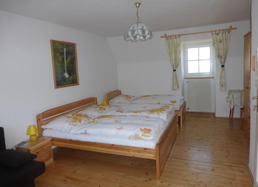 Ferienhaus Wohleser Мариахоф Номер фото
